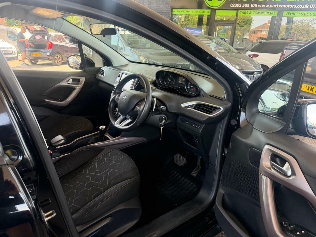 Peugeot 2008 E-hdi Active Grey #14