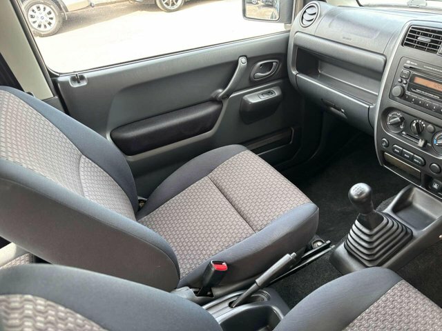 Suzuki Jimny Suv Black #9