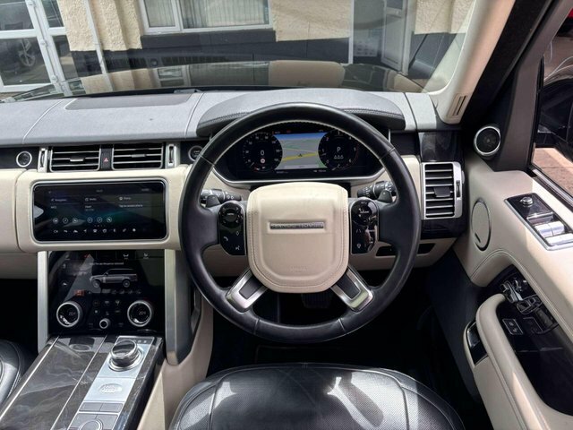 Land Rover Range Rover 2.0 D240 R-dynamic Hse Red #17