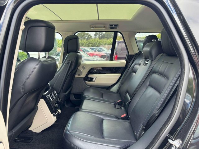 Land Rover Range Rover 2.0 D240 R-dynamic Hse Red #23