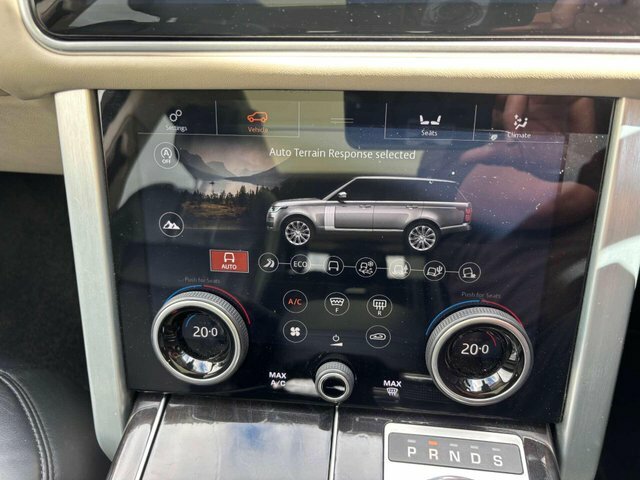 Land Rover Range Rover 2.0 D240 R-dynamic Hse Red #12