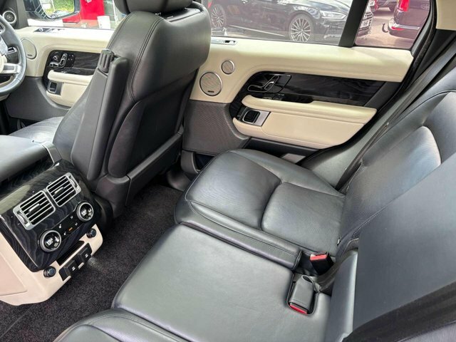 Land Rover Range Rover 2.0 D240 R-dynamic Hse Red #22