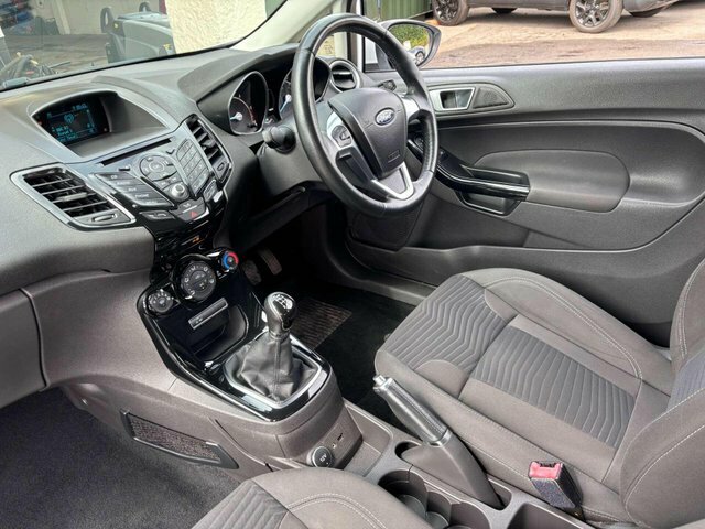Ford Fiesta Fiesta Zetec Econetic Tdci White #3