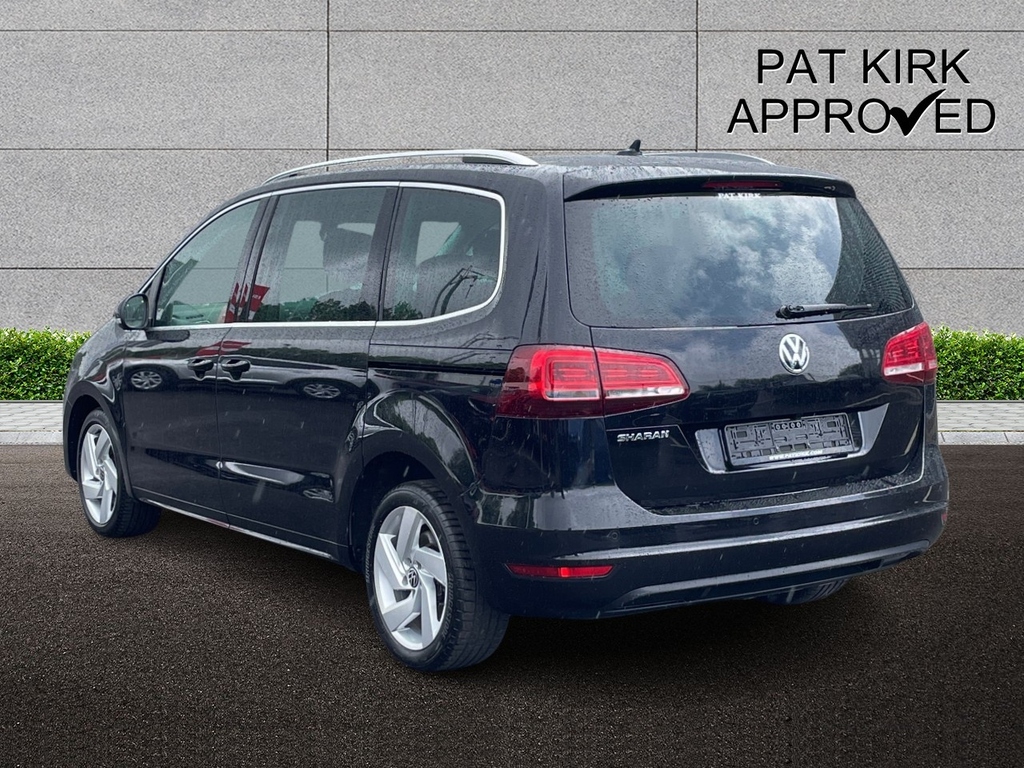 Volkswagen Sharan 2.0 Tdi Scr 150 Se Nav Dsg Black #2