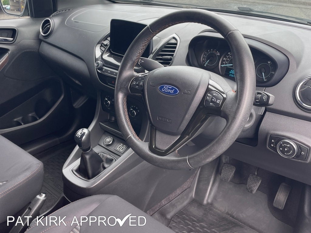 Ford KA+ 1.2 85 Active Black #4
