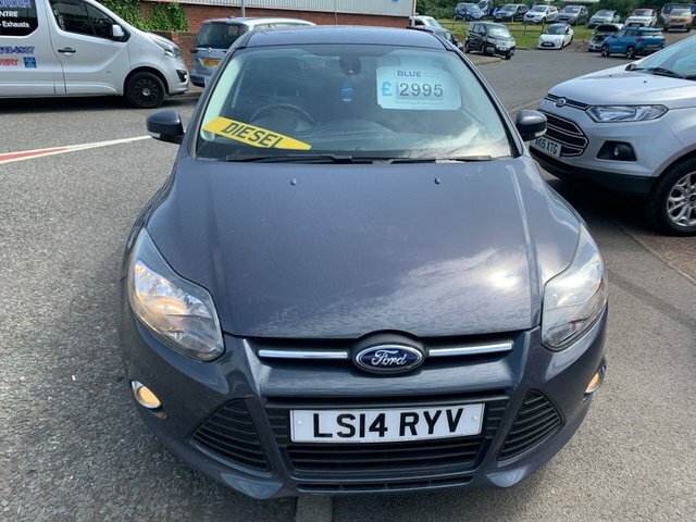 Ford Focus 2014 1.6 Tdci Zetec Navigator Hatchback Grey #2