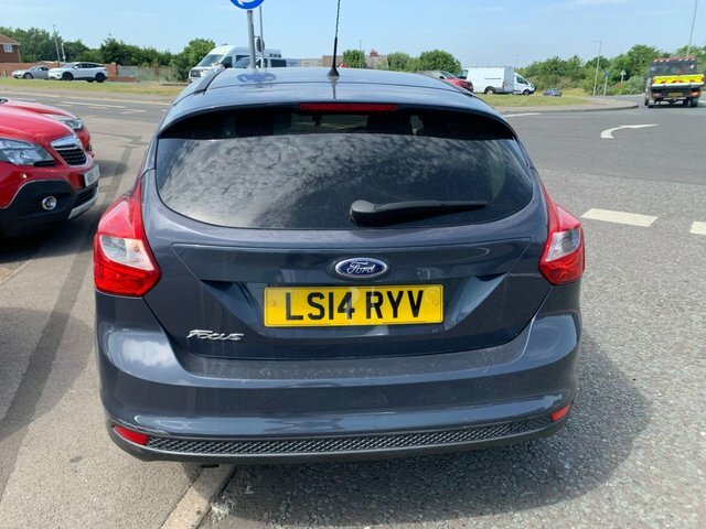 Ford Focus 2014 1.6 Tdci Zetec Navigator Hatchback Grey #5
