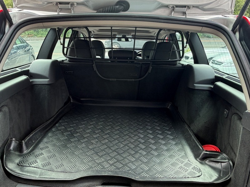 Volvo V50 D5 Se V50 Silver #6