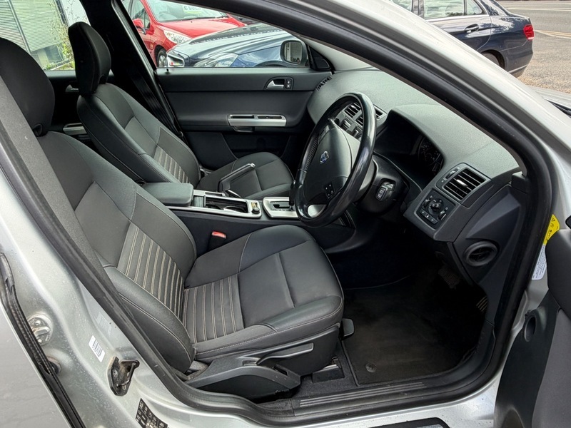 Volvo V50 D5 Se V50 Silver #3
