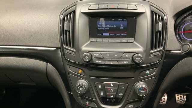 Vauxhall Insignia 2.0 Cdti Ecoflex Sri Hatchback E Green