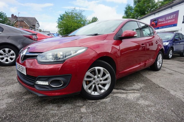 Renault Megane 1.6 Dci Energy Dynamique Tomtom Hatchback Dies Red