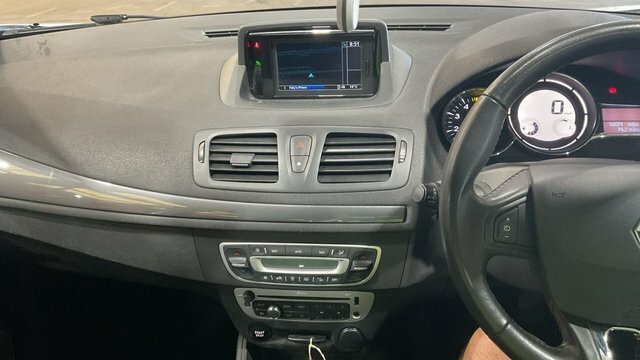 Renault Megane 1.5 Dci Energy Dynamique Tomtom Hatchback Dies White #13