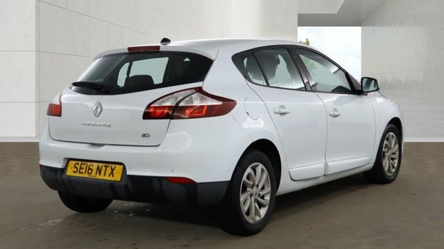 Renault Megane 1.5 Dci Dynamique Nav Hatchback White #4