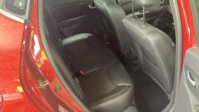 Renault Clio 16V Play Hatchback White #13