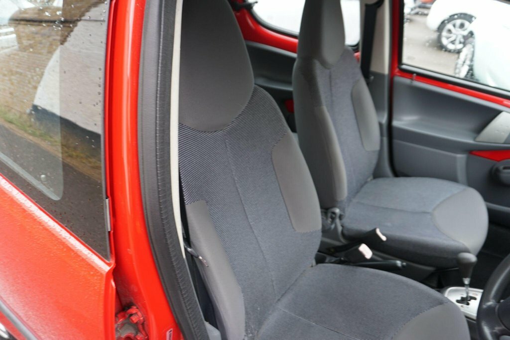 Peugeot 107 Hatchback Urban Black #21