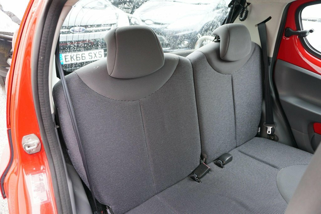 Peugeot 107 Hatchback Urban Black #24