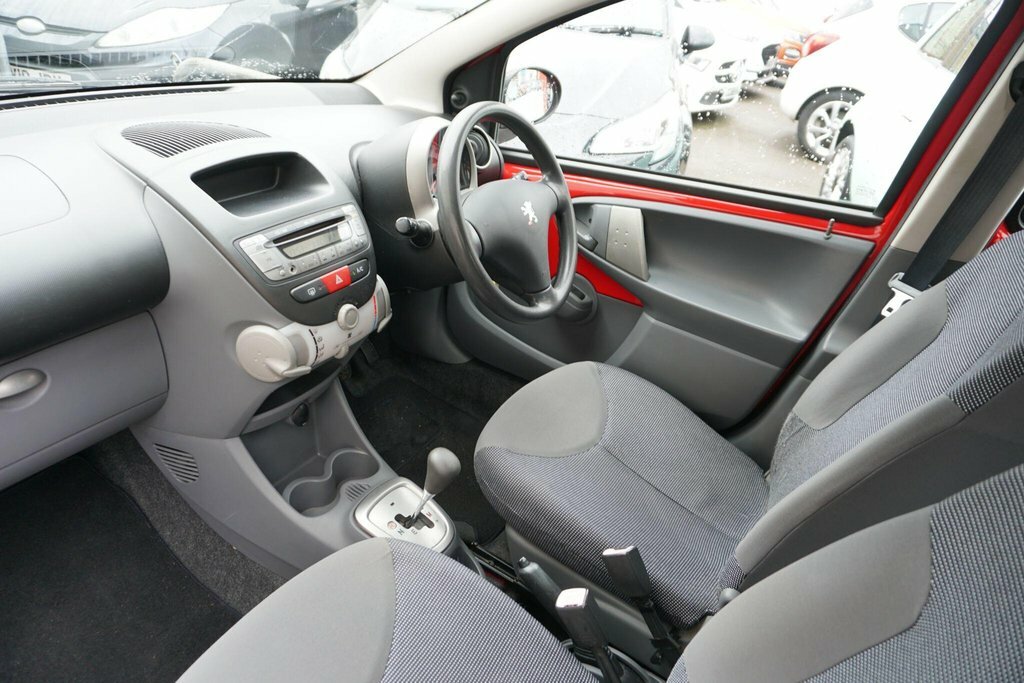 Peugeot 107 Hatchback Urban Black #18