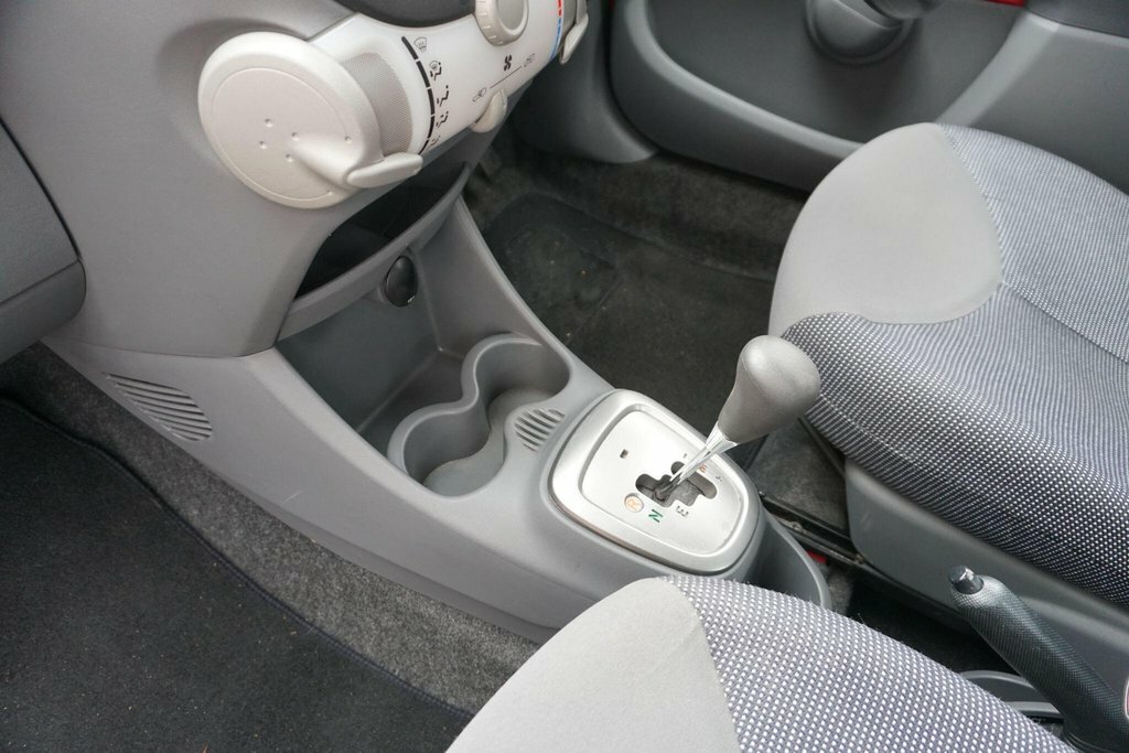 Peugeot 107 Hatchback Urban Black #27