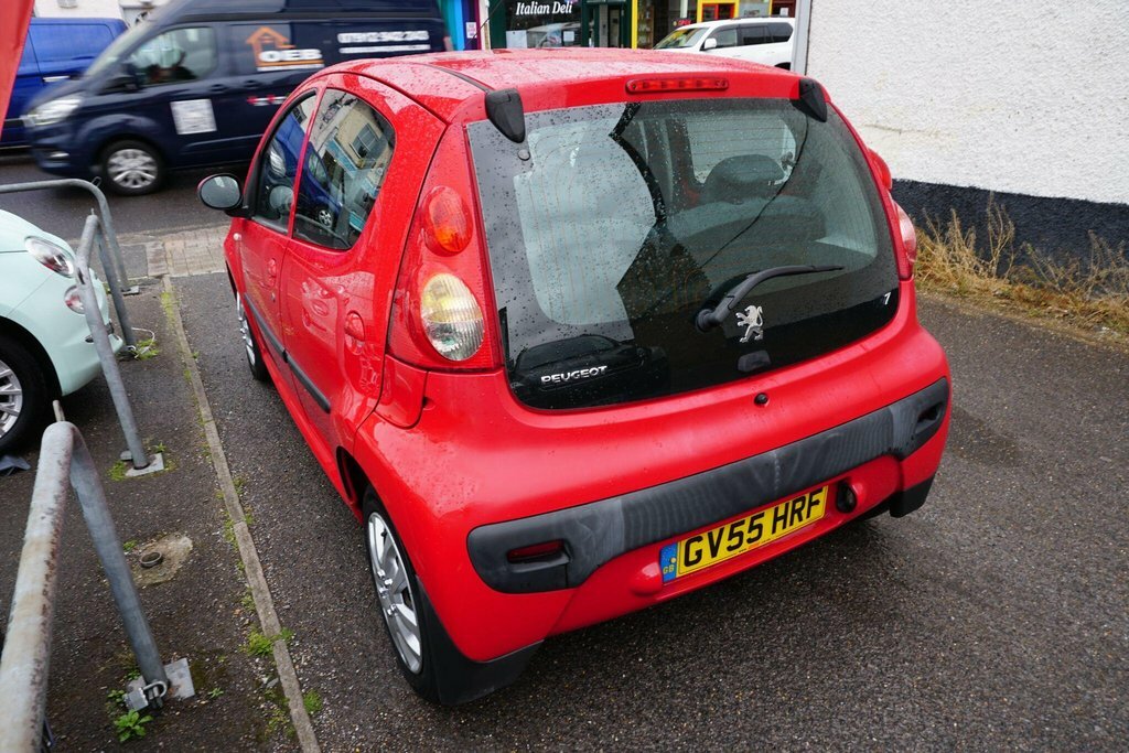 Peugeot 107 Hatchback Urban Black #4
