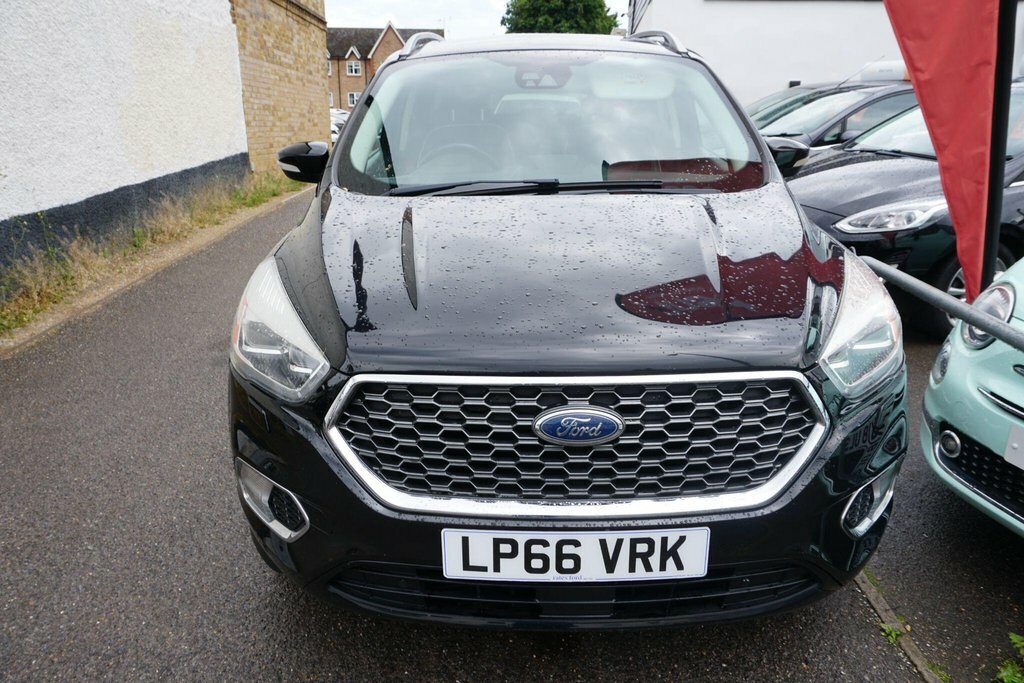 Ford Kuga 2.0 Tdci Vignale Powershift Awd Euro 6 Ss Black #2