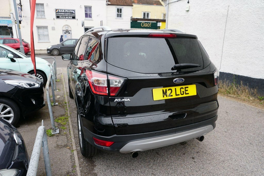 Ford Kuga 1.5 Tdci Titanium Euro 6 Ss Black #4