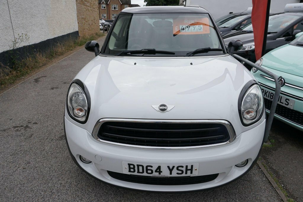 Mini Paceman White #31