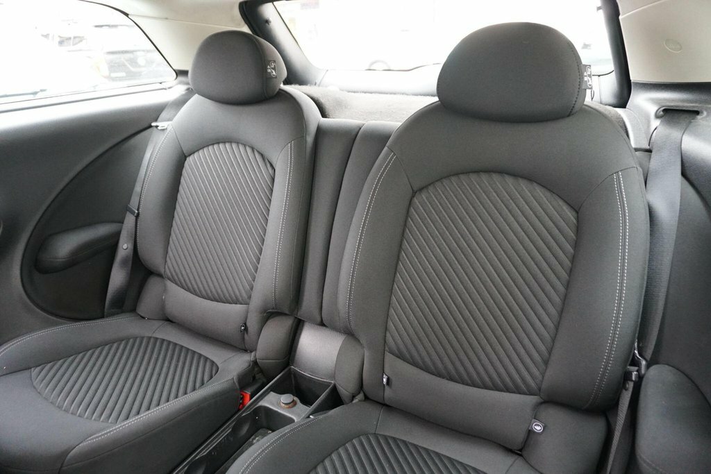 Mini Paceman White #89