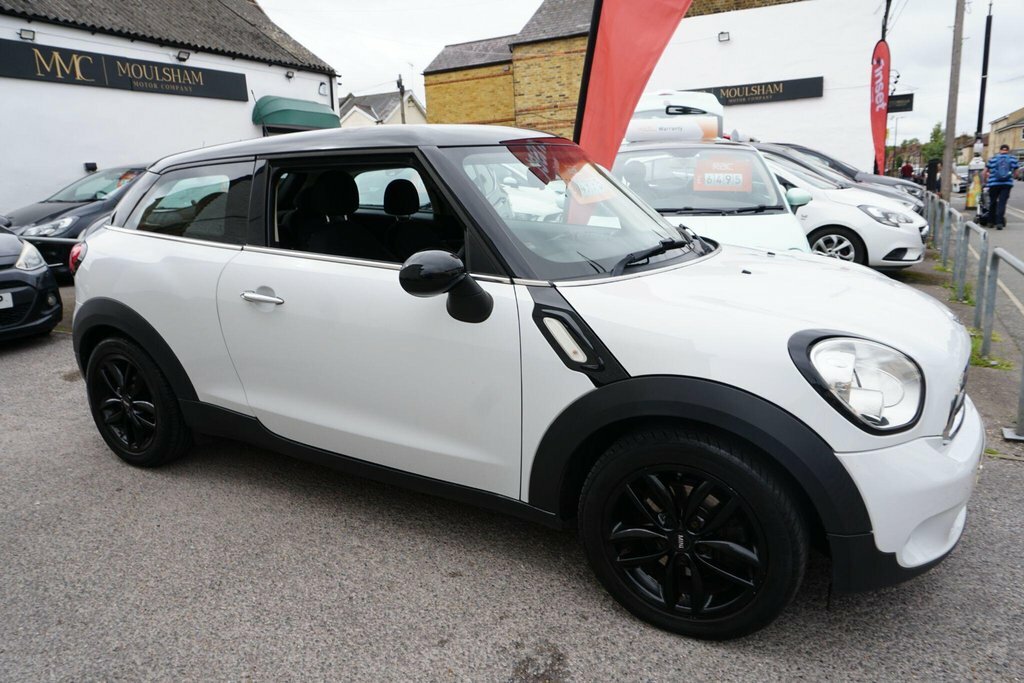 Mini Paceman White #23