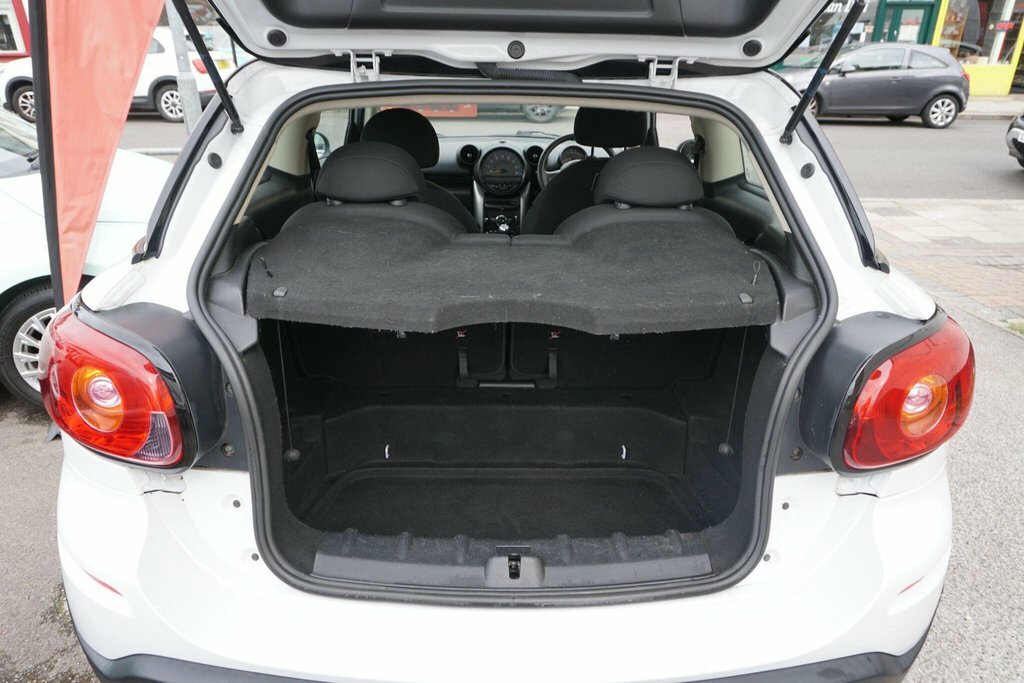 Mini Paceman White #72
