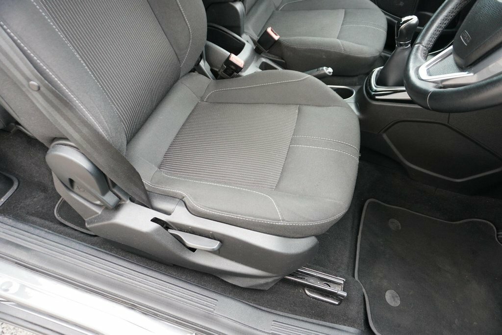 Ford B-Max 1.4 Zetec 5Dr- Reversing Sensors, Isofix, Cd-playe Black #49