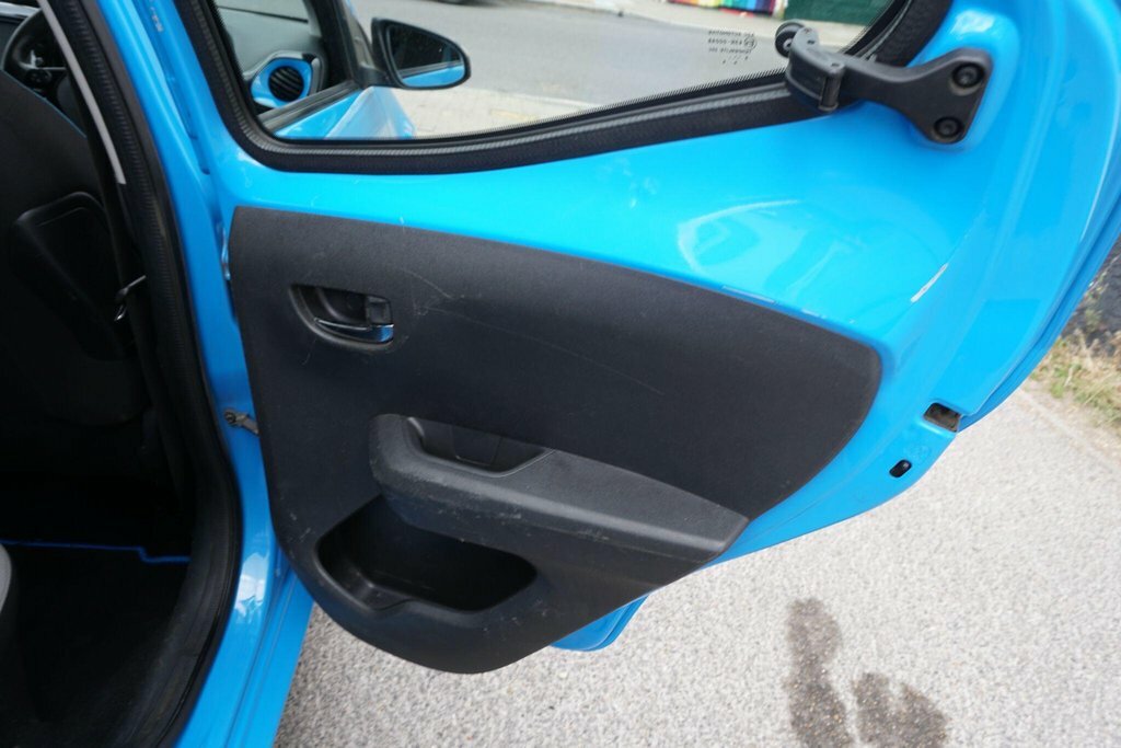Toyota Aygo Hatchback Blue #20