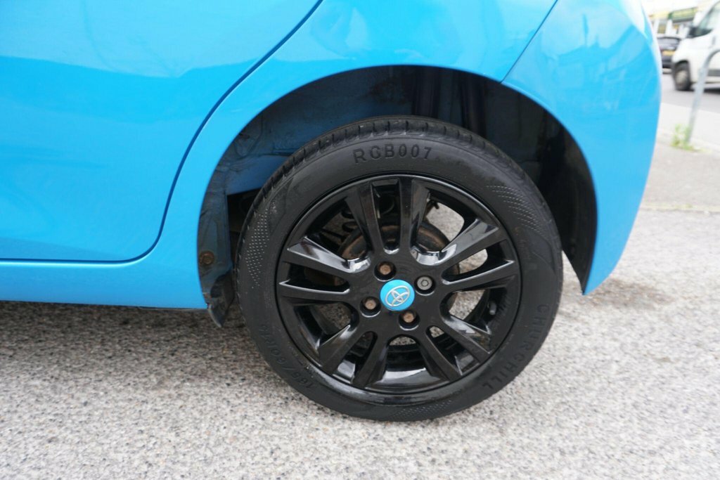 Toyota Aygo Hatchback Blue #26