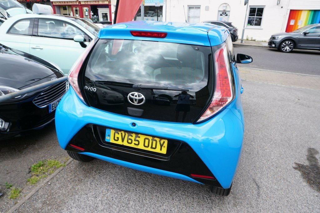 Toyota Aygo Hatchback Blue #37