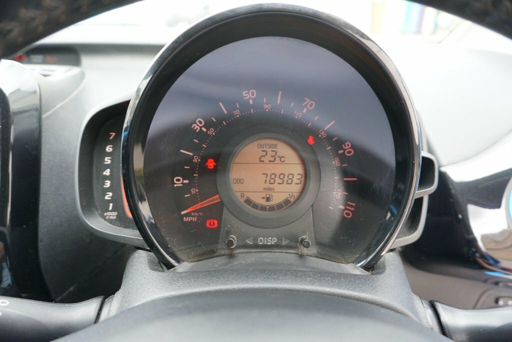 Toyota Aygo Hatchback Blue #33