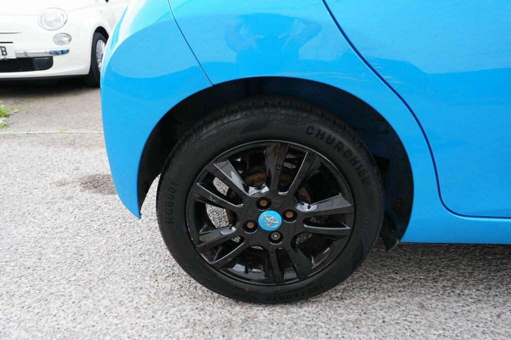 Toyota Aygo Hatchback Blue #24