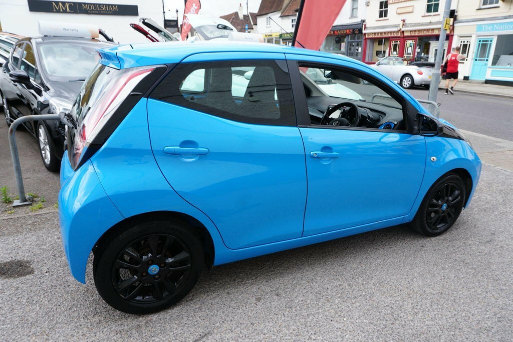 Toyota Aygo Hatchback Blue #38
