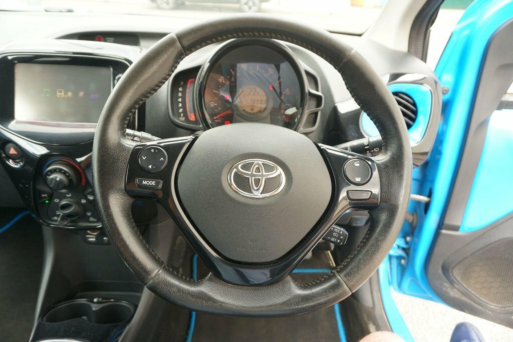 Toyota Aygo Hatchback Blue #34