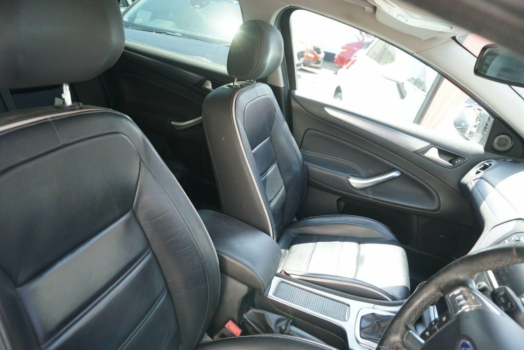 Ford Mondeo Hatchback 2.0 Silver #13