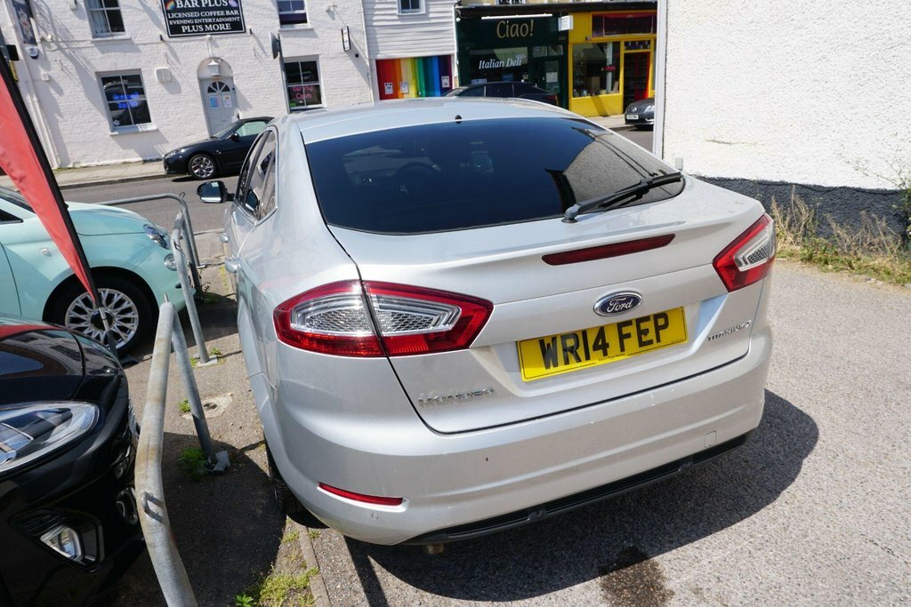 Ford Mondeo Hatchback 2.0 Silver #44