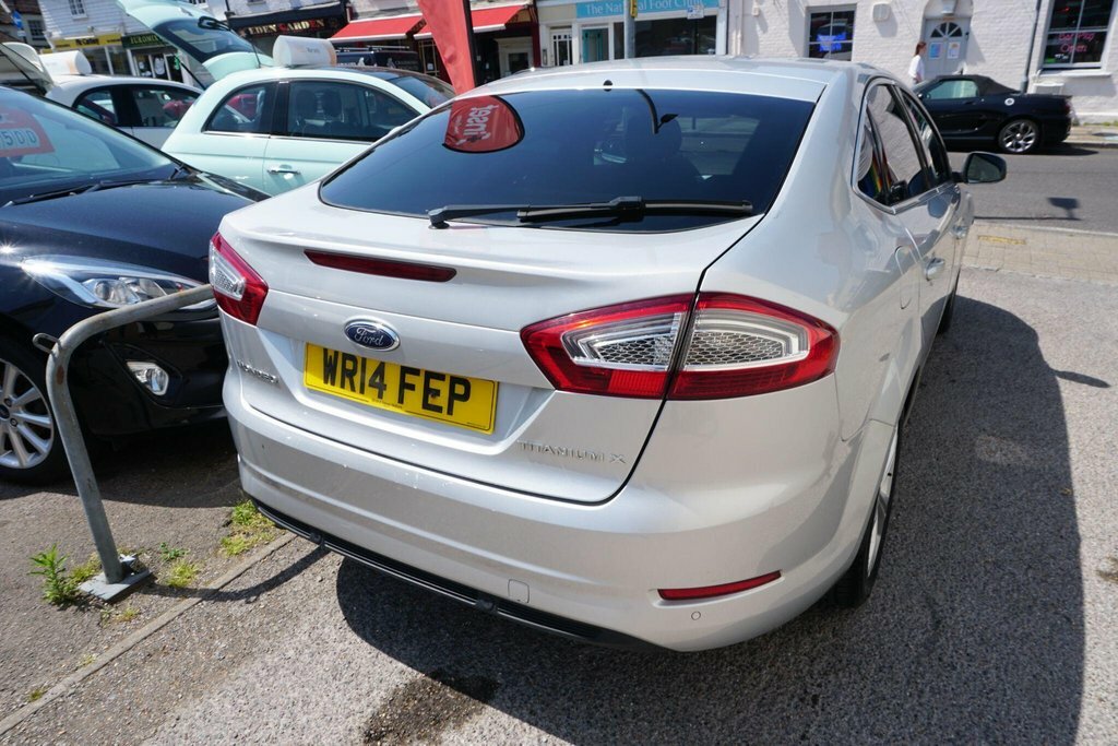 Ford Mondeo Hatchback 2.0 Silver #45