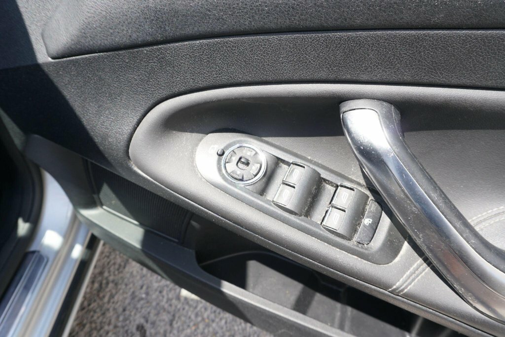 Ford Mondeo Hatchback 2.0 Silver #23