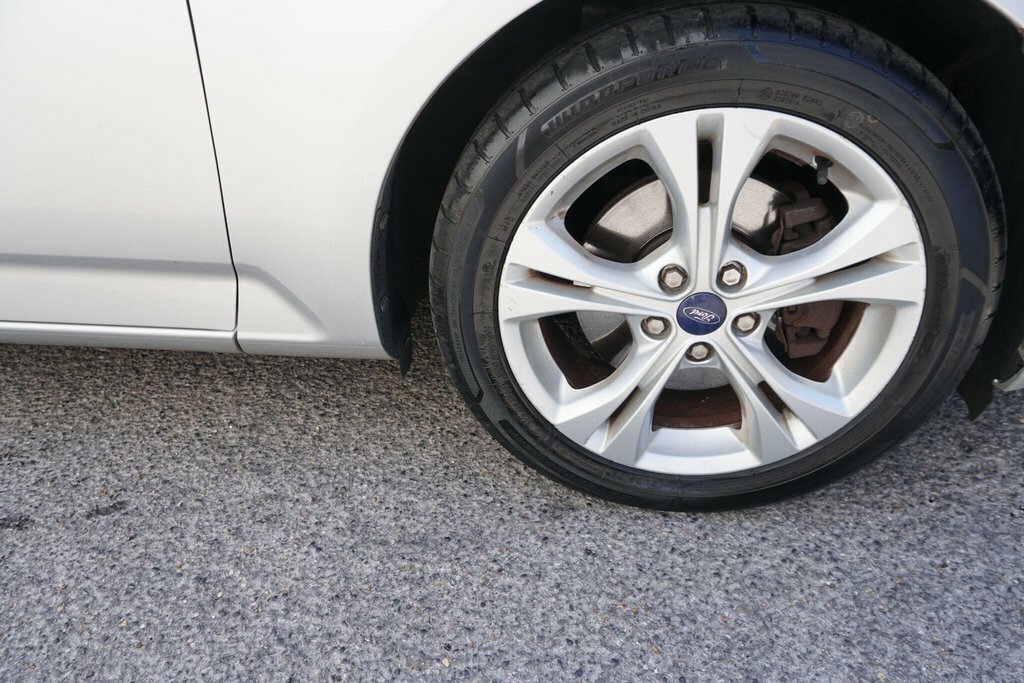Ford Mondeo Hatchback 2.0 Silver #27