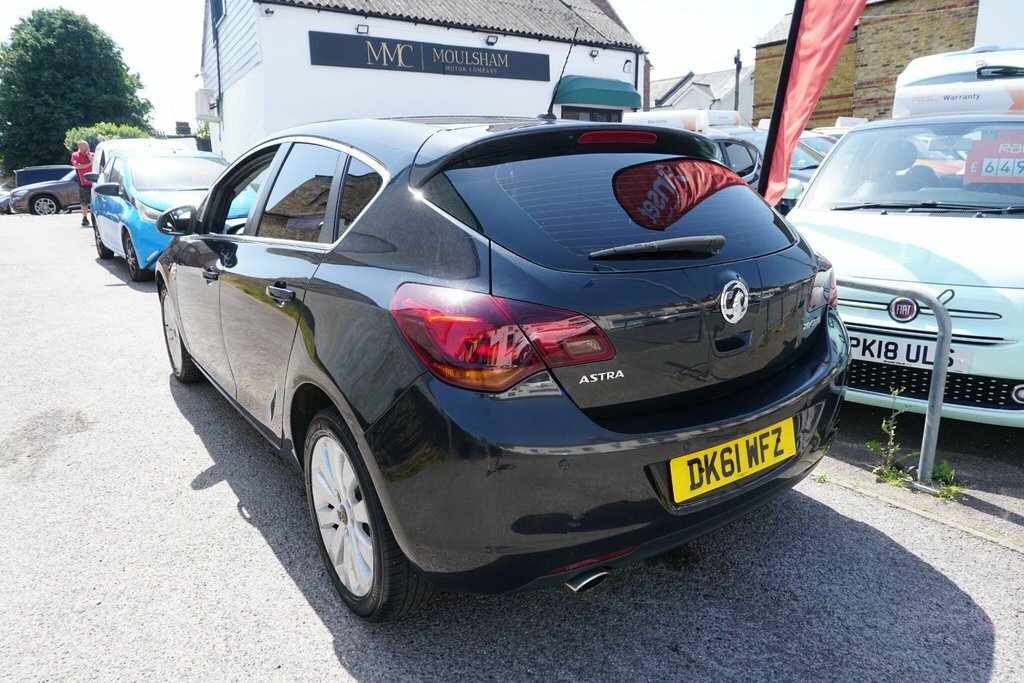 Vauxhall Astra 2.0 Cdti Se Euro 5 Black #4