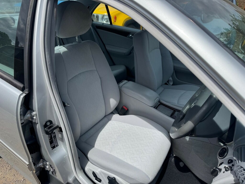 Mercedes-Benz C Class 1.8 Kompressor Elegance Se #3