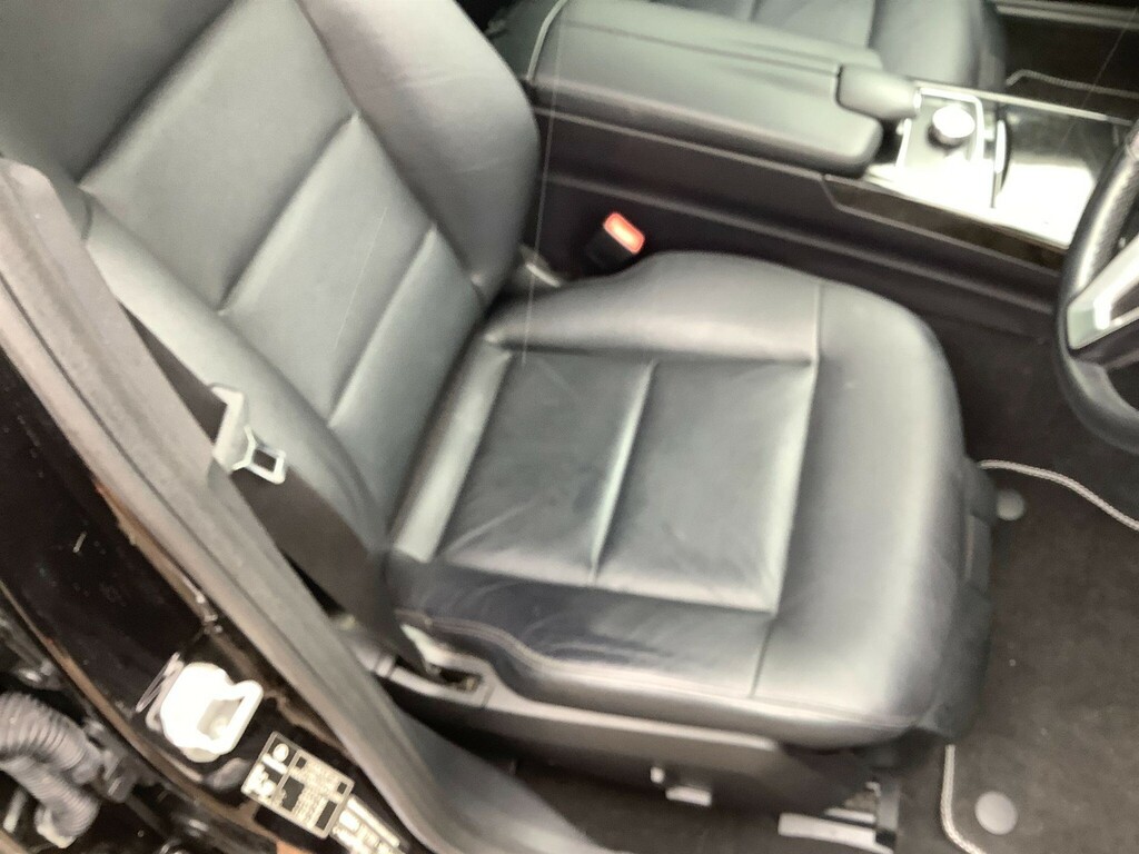 Mercedes-Benz E Class Se Silver #12
