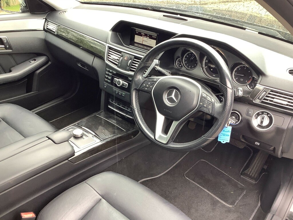 Mercedes-Benz E Class Se Silver #10