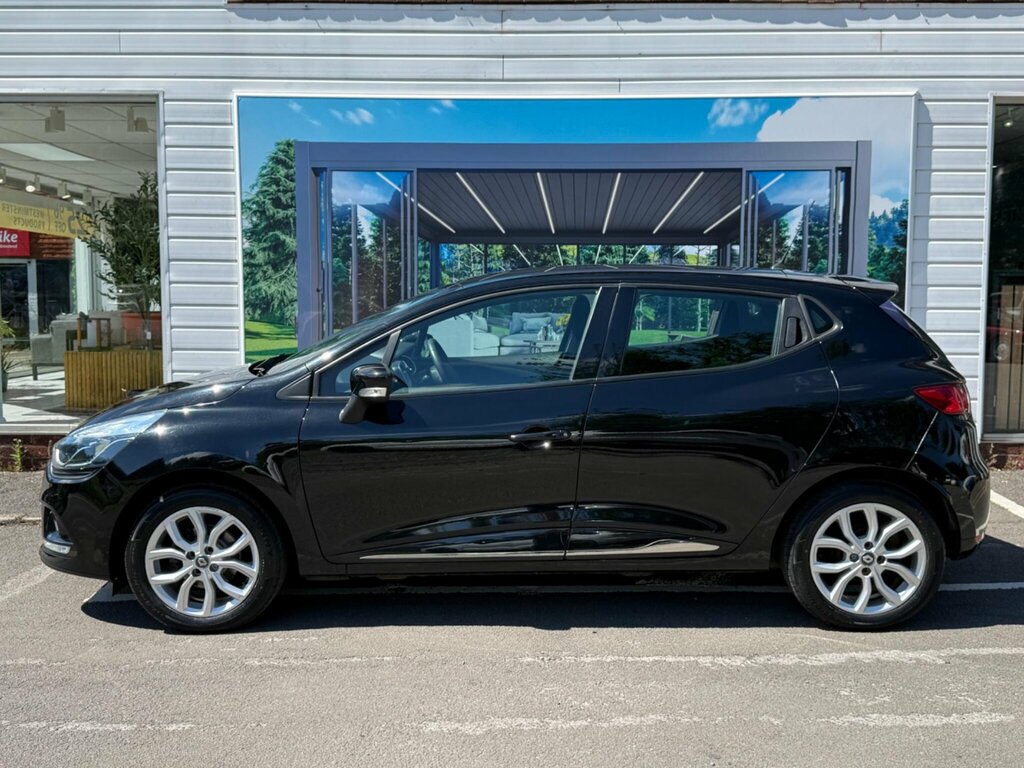 Renault Clio 1.2 16V Dynamique Nav Euro 6 SK18ZZO Black #6