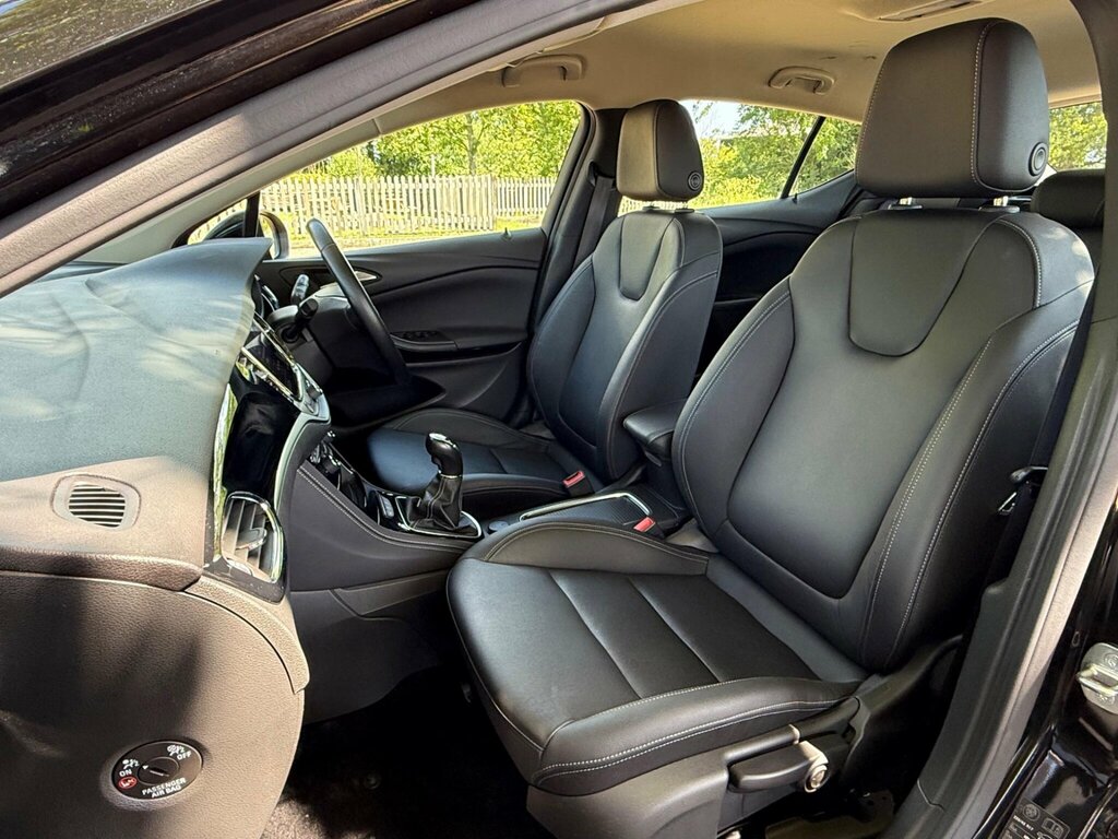 Vauxhall Astra 1.2 Sri Nav T Silver #33