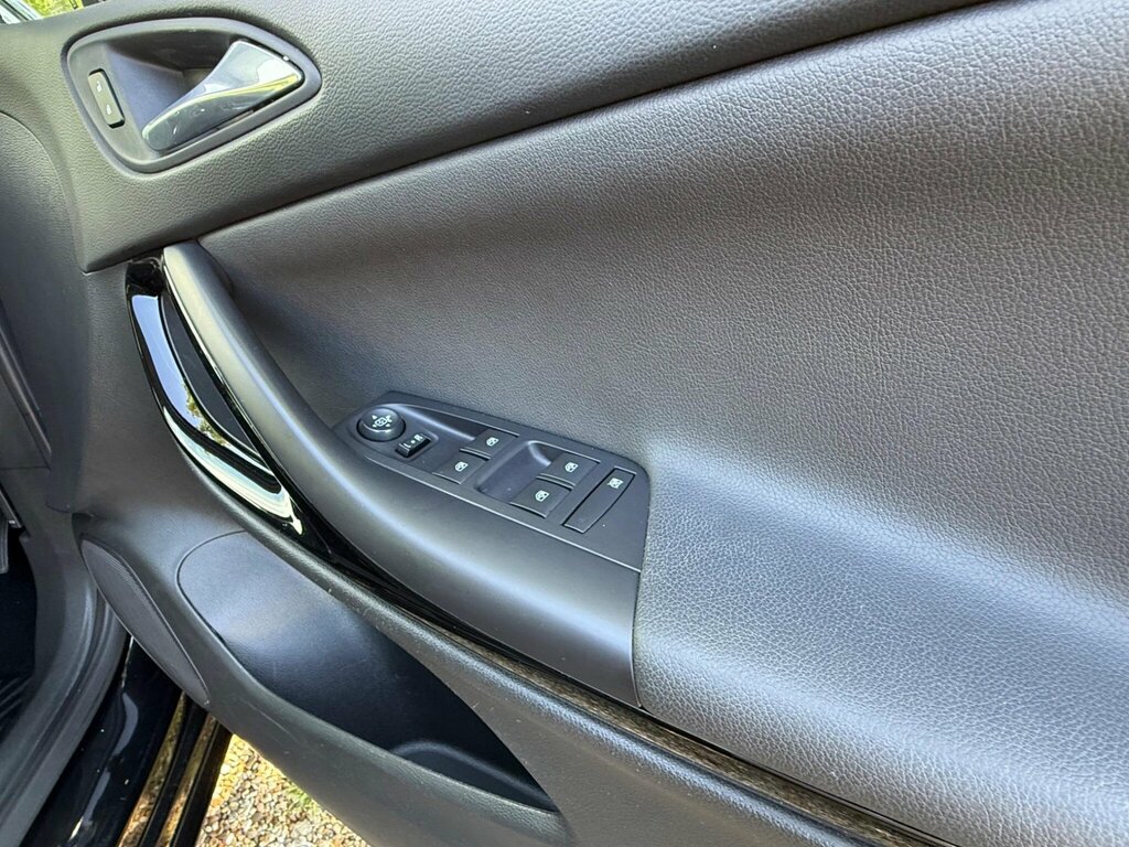Vauxhall Astra 1.2 Sri Nav T Silver #36