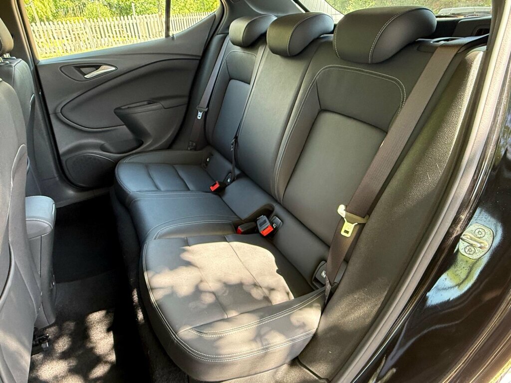 Vauxhall Astra 1.2 Sri Nav T Silver #19